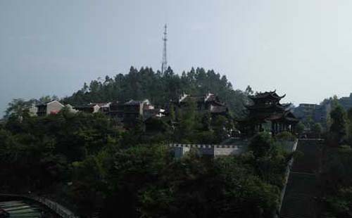 边城茶峒是个怎样的地方  凤凰古城离边城茶峒有多远