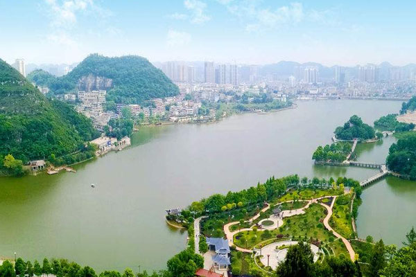 虹山湖