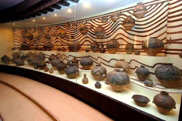 柳湾彩陶博物馆