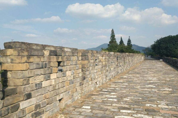南京明城墙徒步路线推荐 年卡怎么办
