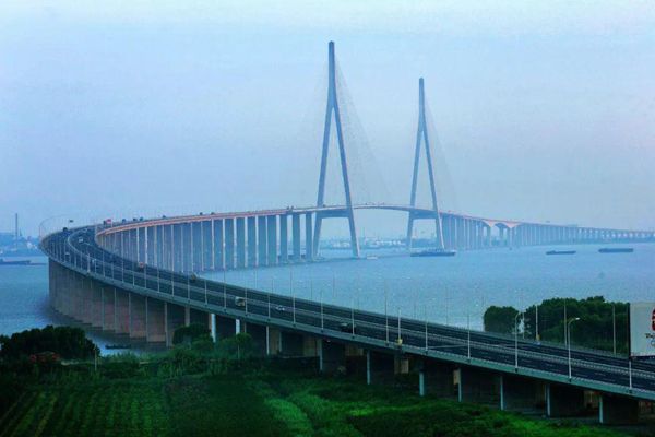 8月21日起苏通大桥部分路段实施交通管制