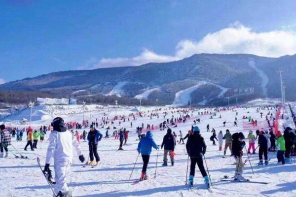 2021鳌山滑雪场疫情防控加强政策