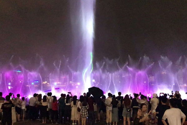 南昌秋水广场喷泉每天都有吗
