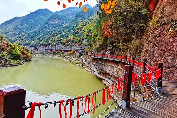 2023灵官峡旅游攻略 - 门票价格 - 优惠政策 - 开放时间 - 简介 - 交通 - 地址 - 电话 - 天气