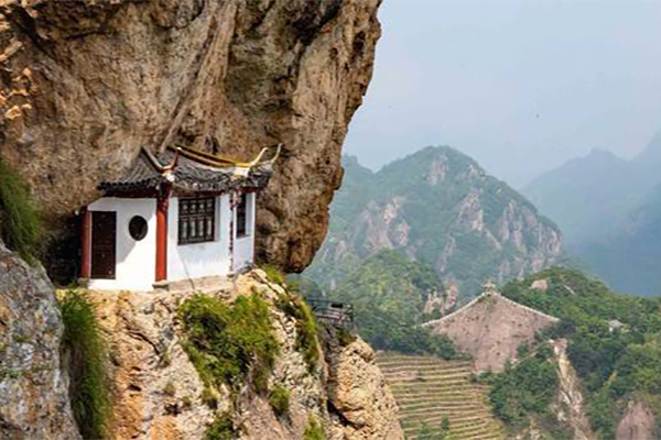 2023乐清方洞景区旅游攻略 - 门票价格 - 优惠政策 - 开放时间 - 简介 - 交通 - 美食 - 地址 - 电话 - 天气