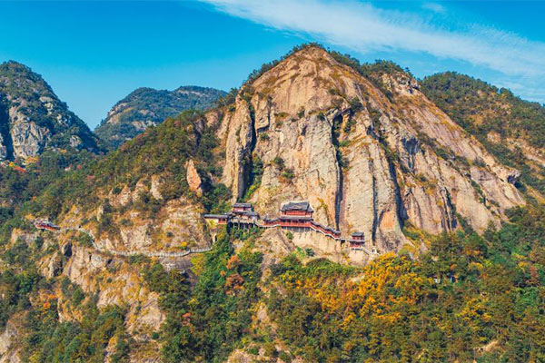 2023大慈岩风景区旅游攻略 - 门票价格 - 优惠政策 - 开放时间 - 简介 - 交通 - 美食 - 地址 - 电话 - 周边 - 天气