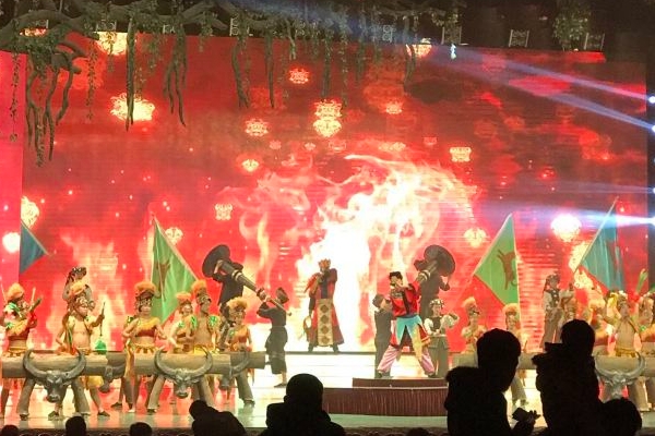 2023梦幻张家界演出观演指南 - 门票价格 - 优惠政策 - 演出时间 - 演出介绍 - 地址 - 交通 - 天气 - 电话