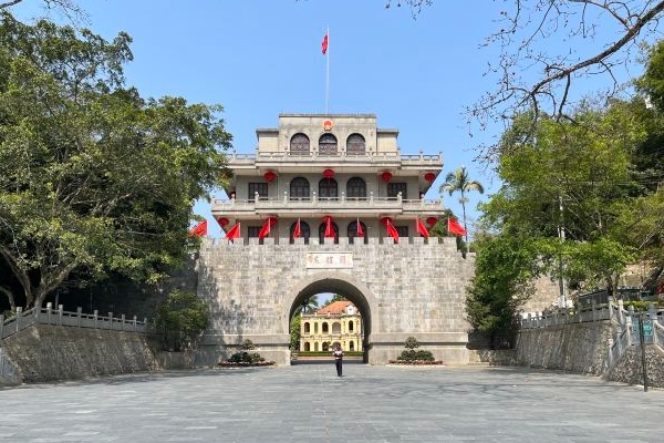 2023广西友谊关旅游攻略 - 门票价格 - 景点介绍 - 开放时间 - 地址 - 交通 - 天气 - 电话