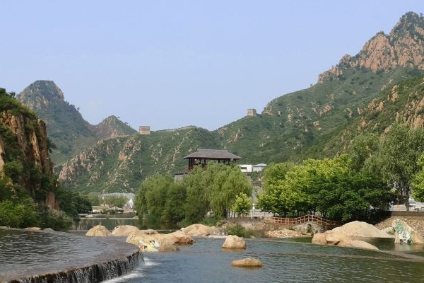 2023冰糖峪旅游攻略 - 门票价格 - 优惠政策 - 开放时间 - 简介 - 地址 - 交通 - 天气 - 电话