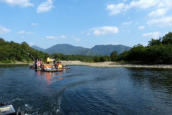 2023楠溪江狮子岩风景区旅游攻略 - 门票价格 - 优惠政策 - 开放时间 - 简介 - 交通 - 美食 - 地址 - 电话 - 天气