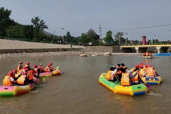 2023齐鲁嵩山峡谷漂流游玩攻略 - 门票价格 - 开放时间 - 简介 - 地址 - 交通 - 电话