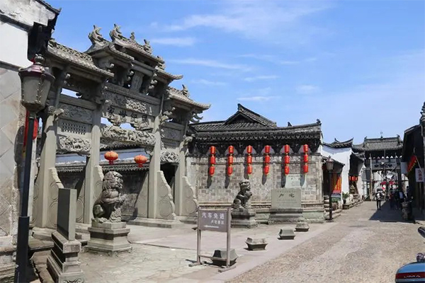 2023东阳卢宅景区旅游攻略 - 门票价格 - 开放时间 - 优惠政策 - 游玩攻略 - 交通 - 地址 - 电话