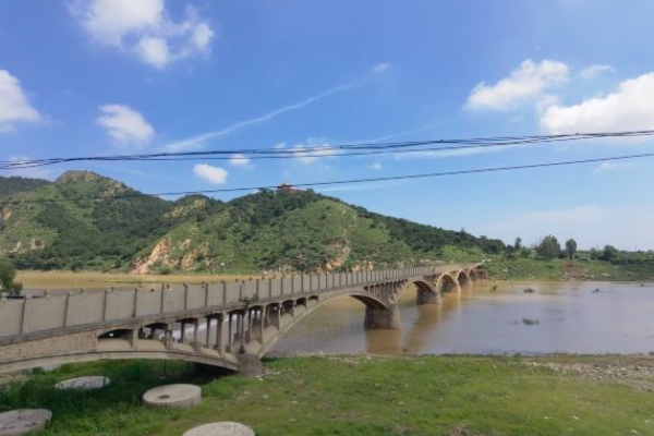 2023燕塞湖旅游攻略 - 门票价格 - 开放时间 - 交通 - 景点介绍 - 地址 - 天气 - 电话