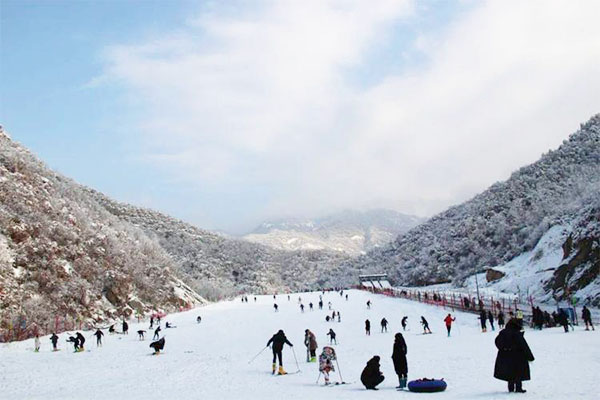2023-2024神灵寨滑雪场门票多少钱